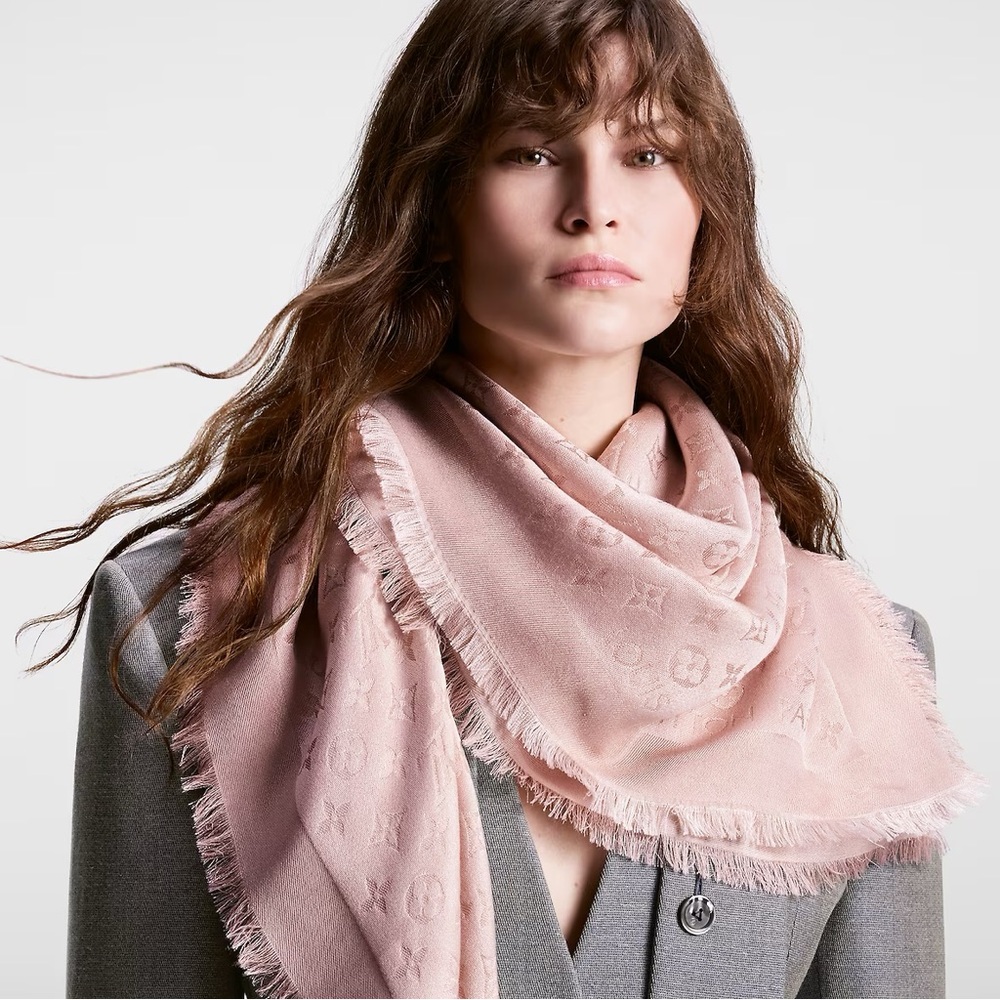 Authentic Louis Vuitton Denim Scarf Rose Poudre
